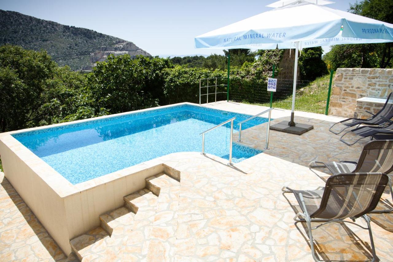Villa Don Dan Zrnovnica ภายนอก รูปภาพ