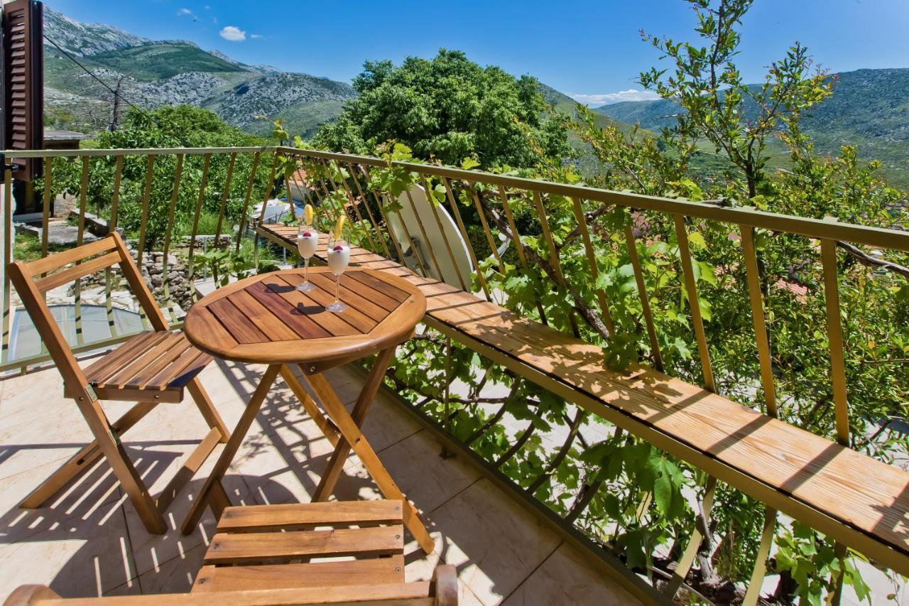 Villa Don Dan Zrnovnica ภายนอก รูปภาพ